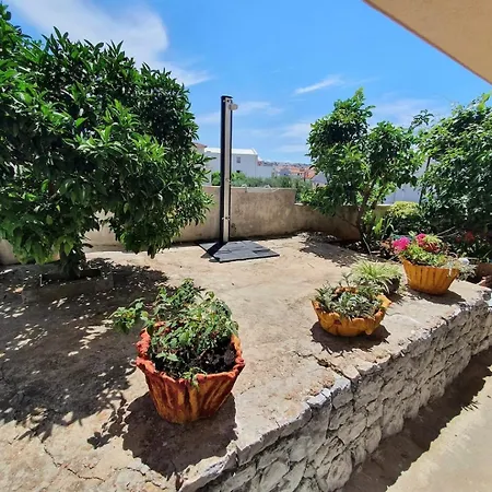 With Parking Space Okrug Gornji, Ciovo - 25683 Apartman