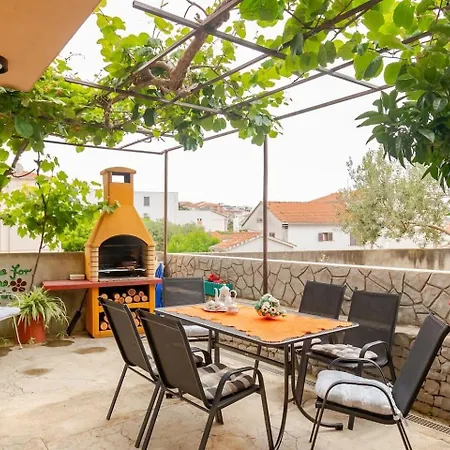 Apartman With Parking Space Okrug Gornji, Ciovo - 25683